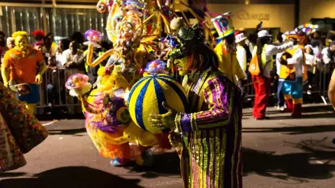 Colourful parade with costumes and masks at the Córdoba Carnival in February