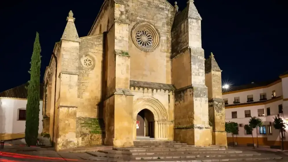 Panoramic view of the Santa Marina: Flamenco & Bullfighting Heritage in Córdoba neighborhood