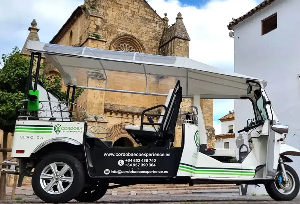Tuk-Tuk Tour of Córdoba in Córdoba