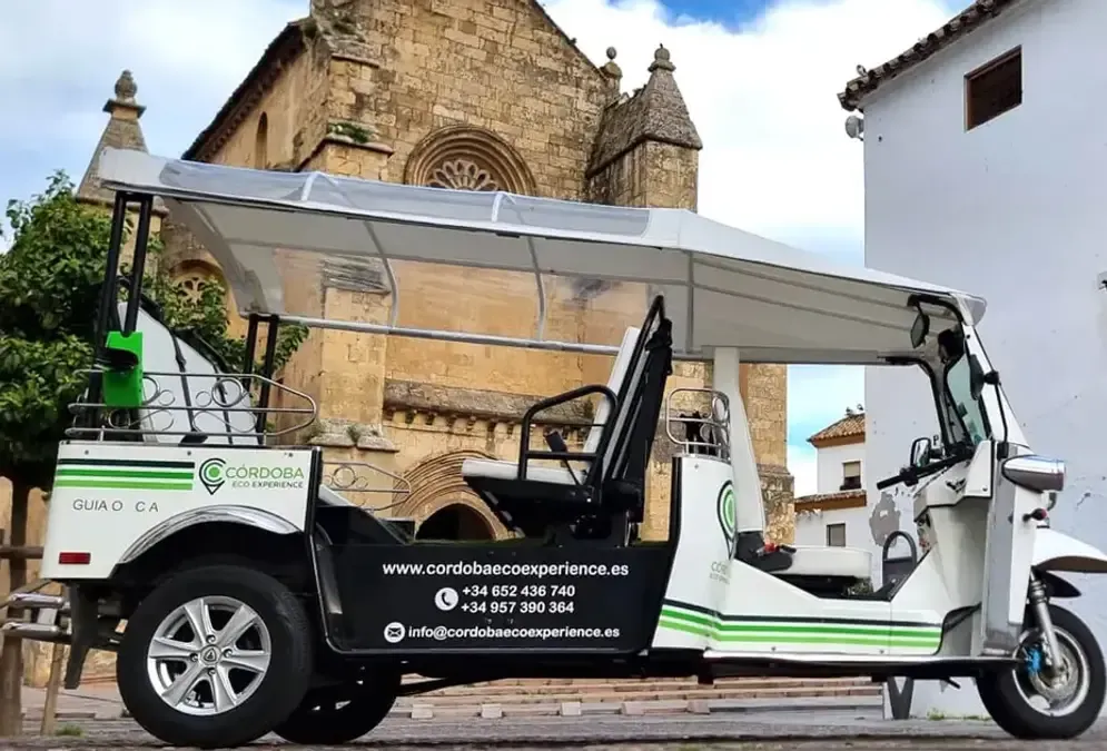 Tuk-Tuk Tour of Córdoba in Córdoba